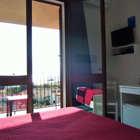 Hotel Bellavista S'Archittu Værelse billede
