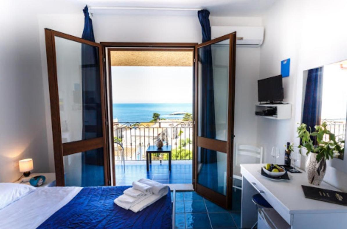 Hotel Bellavista S'Archittu Eksteriør billede