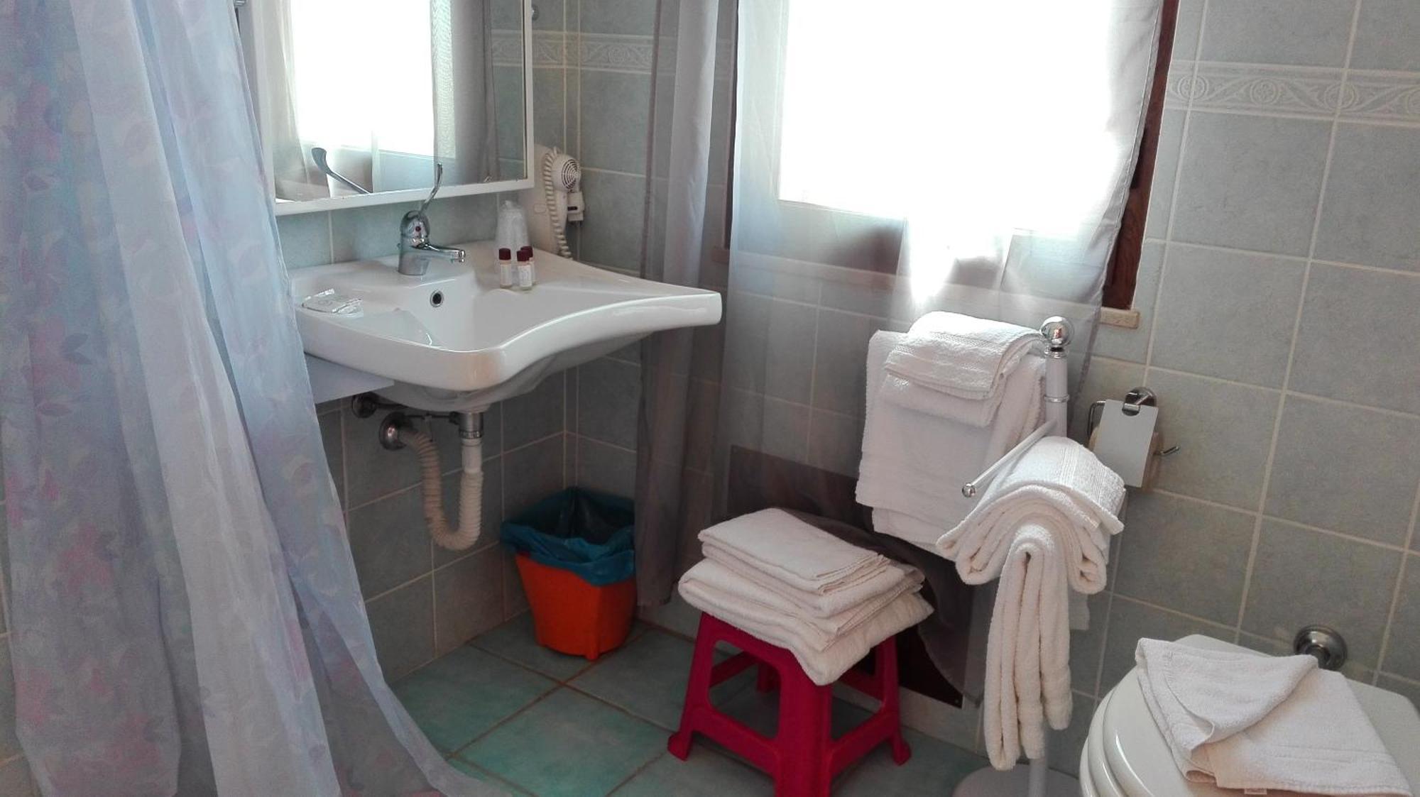 Hotel Bellavista S'Archittu Værelse billede