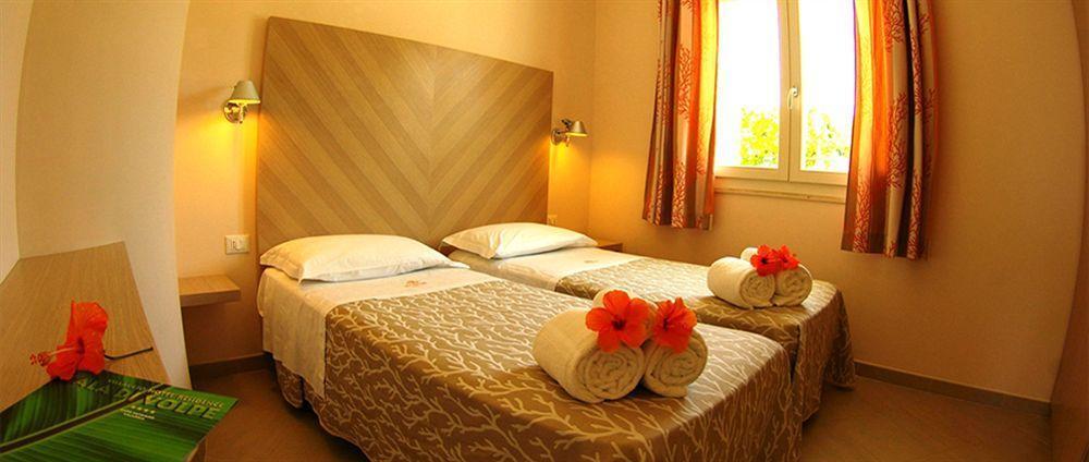 Hotel Bellavista S'Archittu Eksteriør billede
